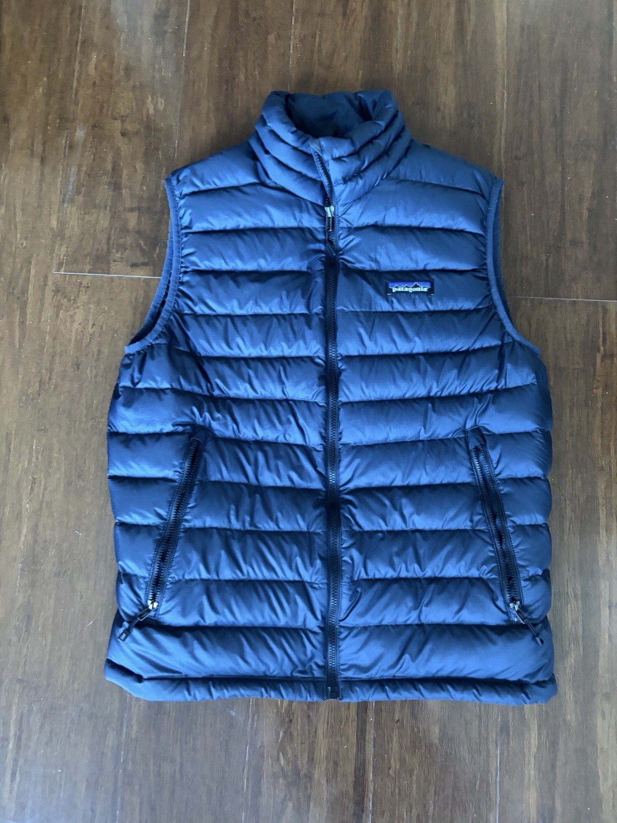 Patagonia Men\'s Down Sweater  Vest - Navy Small
