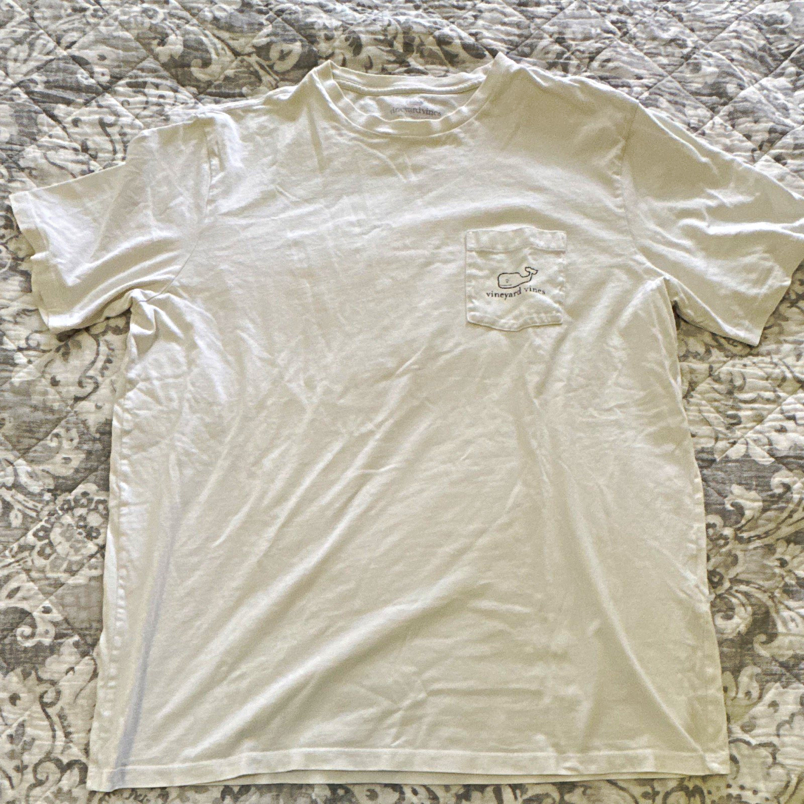 Vineyard Vines Men’s L White Whale Graphic Pocket Crew Neck Short Sleeve Tee