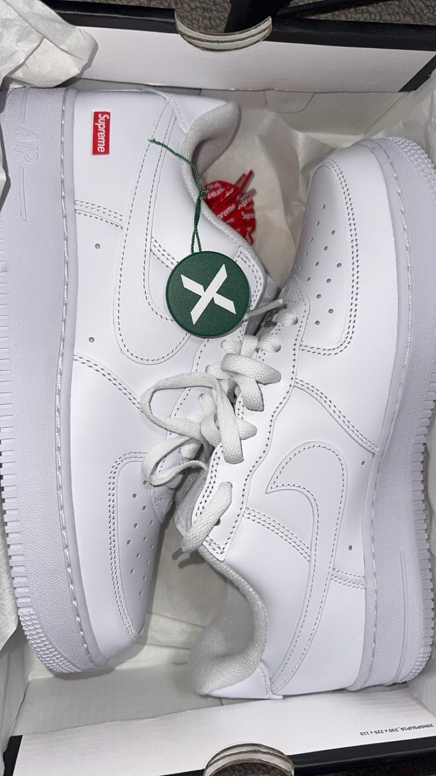 Supreme Nike Air Force 1 White