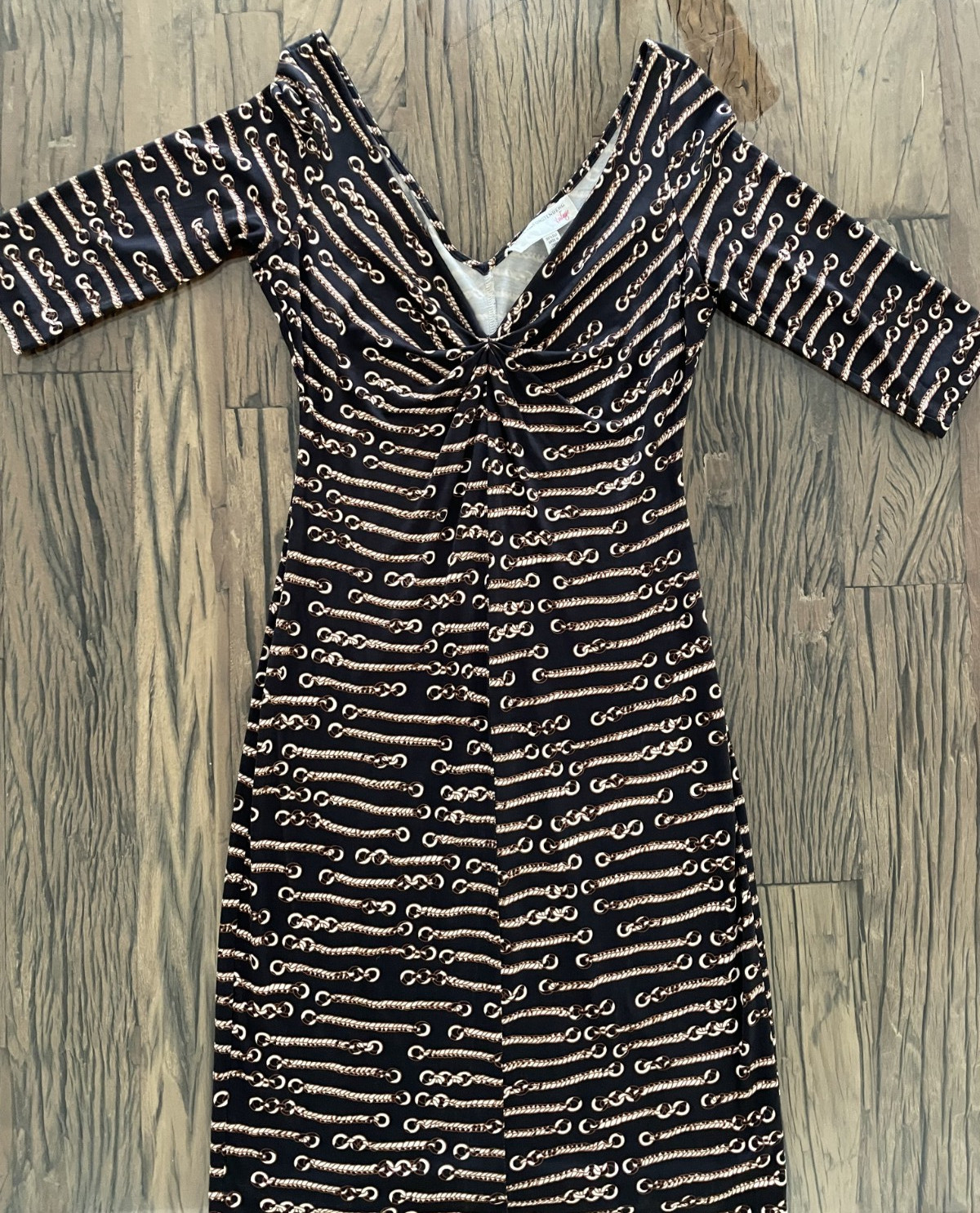 Diane von Furstenberg dress, Vintage Collection 2008, Size 6, Black and Gold.