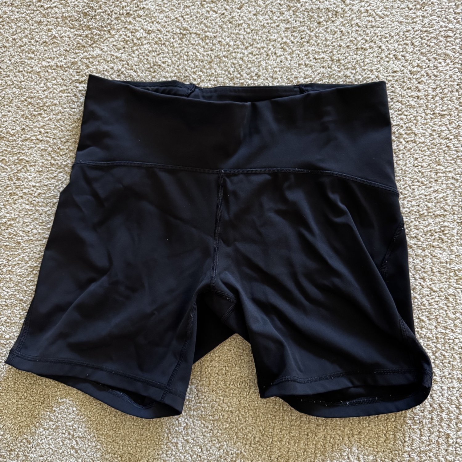 Lululemon Fast And Free High Rise Short Black Size 10 Nulux Running Biker