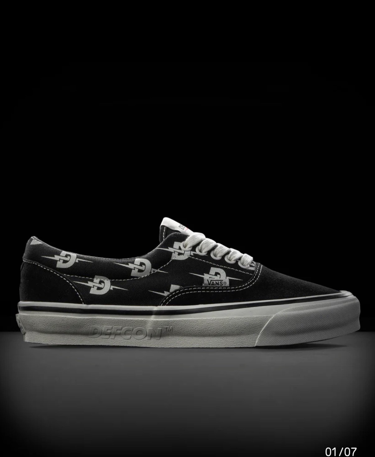 DEFCON Vans Old Skool Skate Block - Size 5 - Brand New -  On Hand