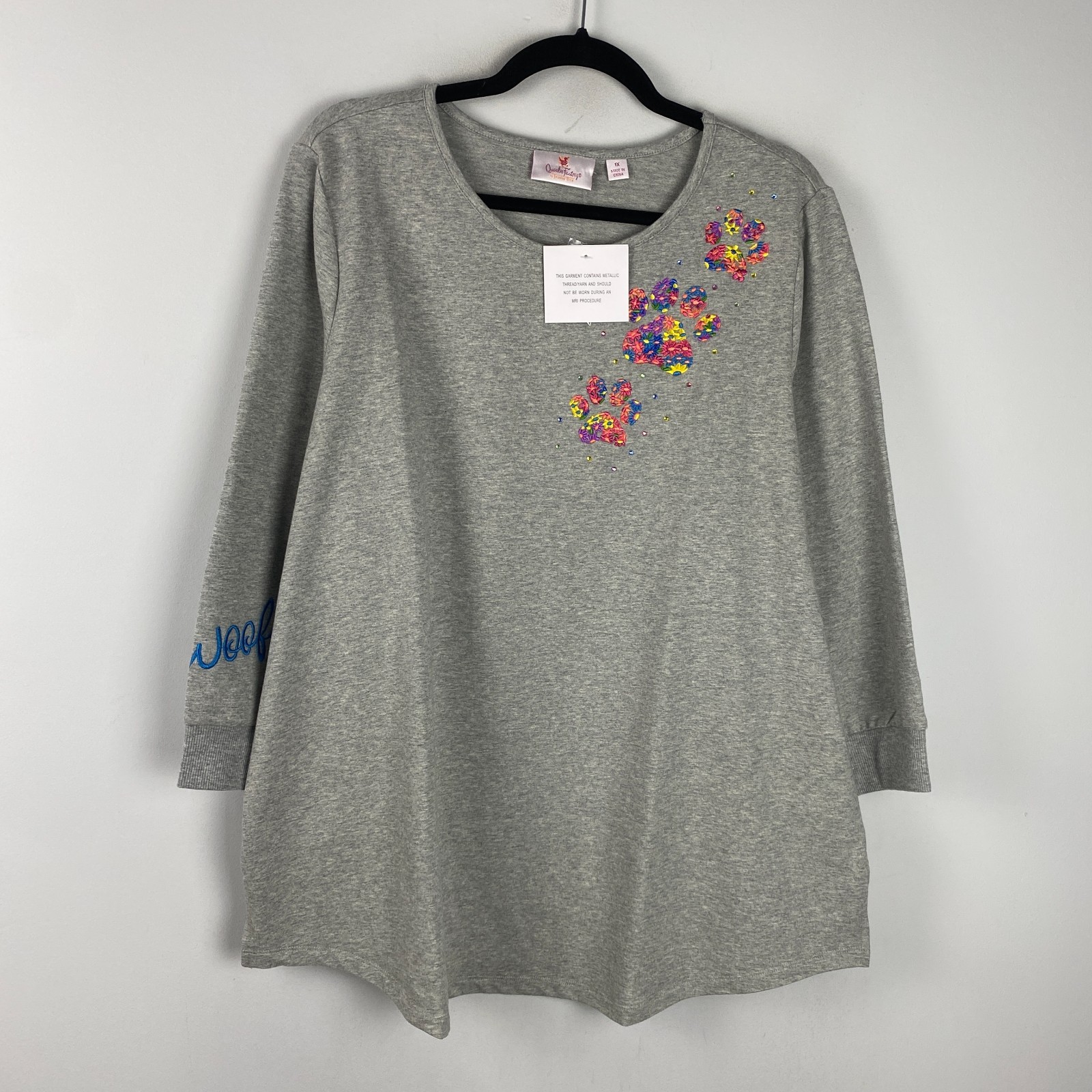 Quacker Factory Petal Paws French Terry Embroidered Top Size 1X Gray Dog