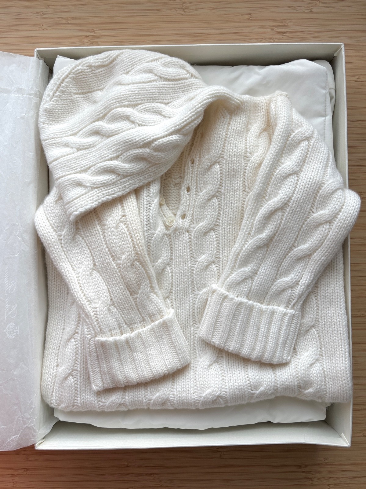 🌟 NEW Loro Piana Baby Cashmere Sweater Set – Beige Cable-Knit Tunic + Coat