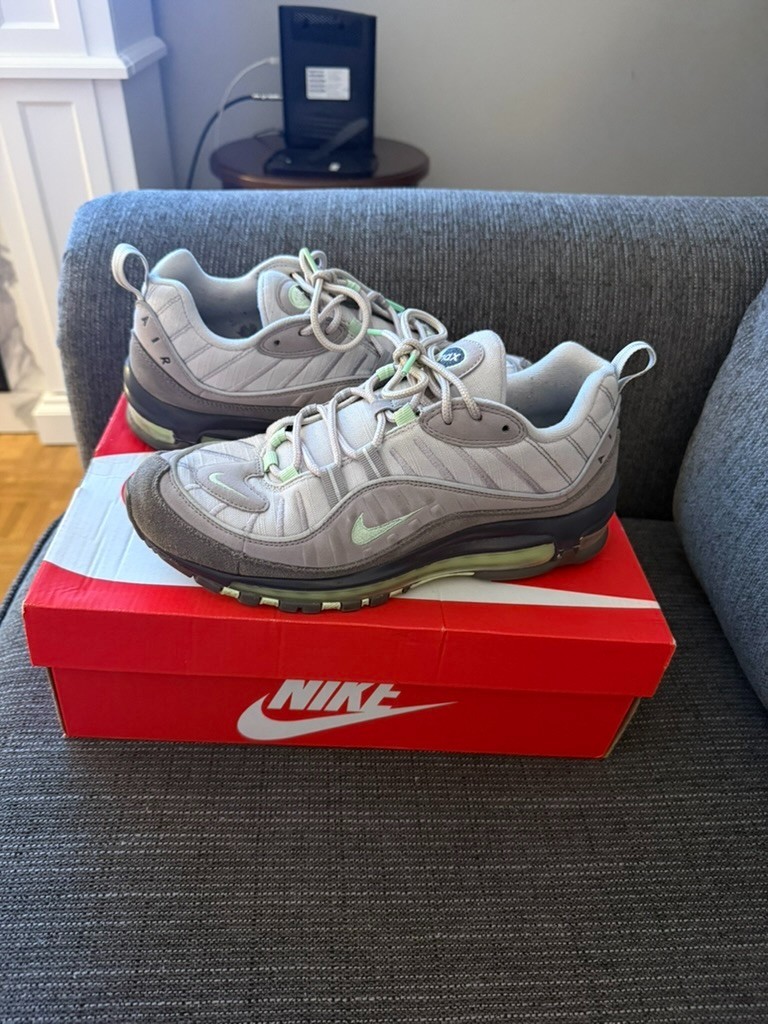 Size 8.5 Nike Air Max 98 Vast Grey Fresh Mint (OG color)