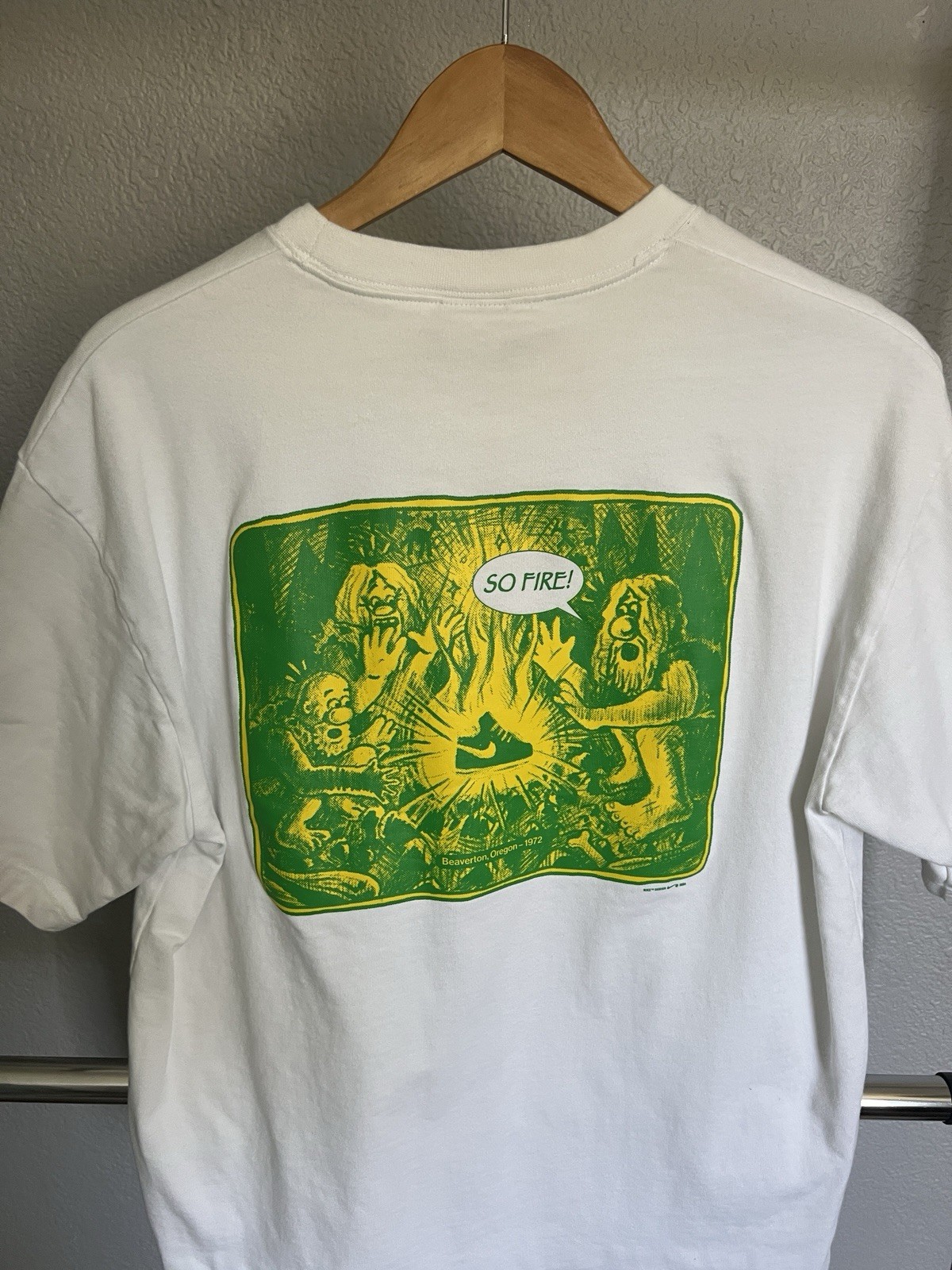 RARE Nike Employee Exclusive Heavyweight T Shirt Mens L White Graphic Tee