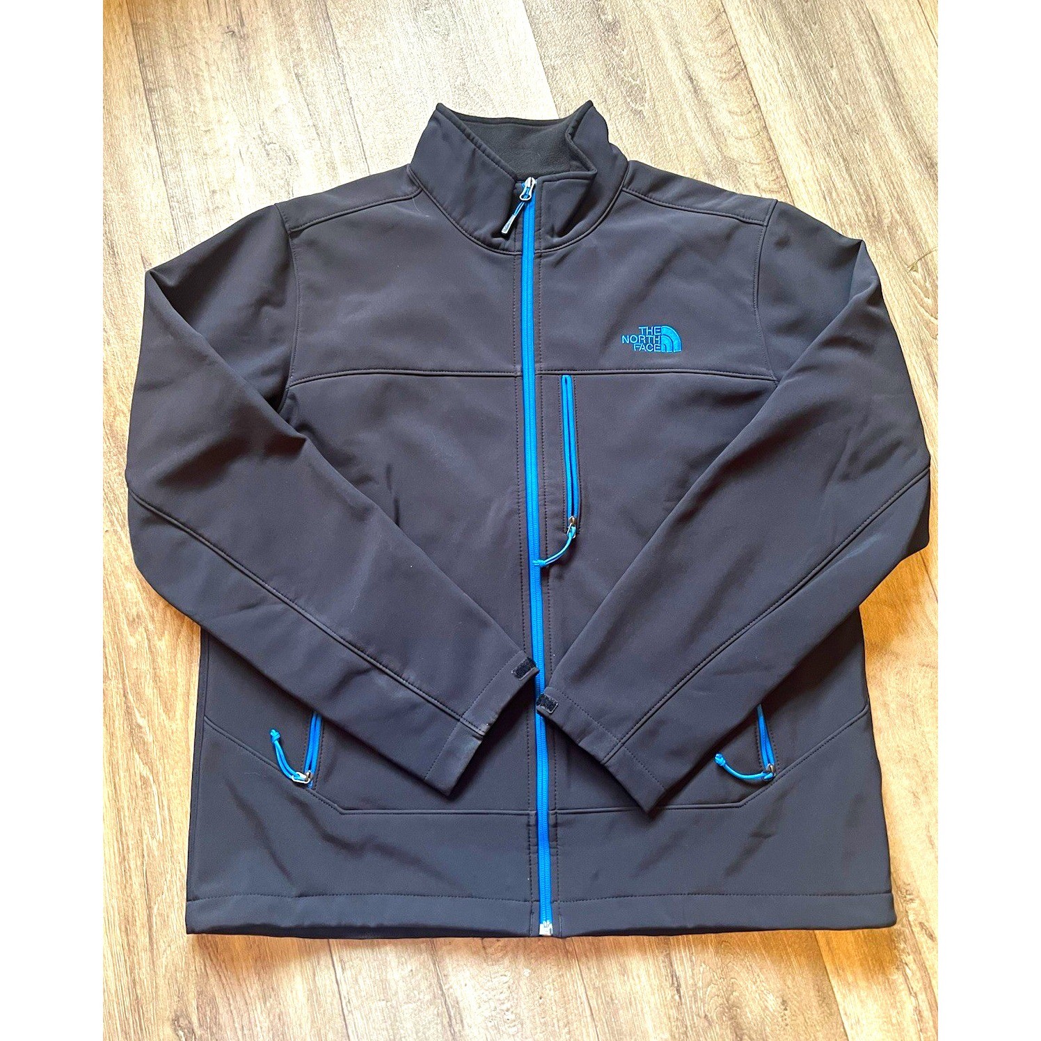 The North Face Apex Bionic Men L Gray Electric Blue Full Zip Softshell Jacket