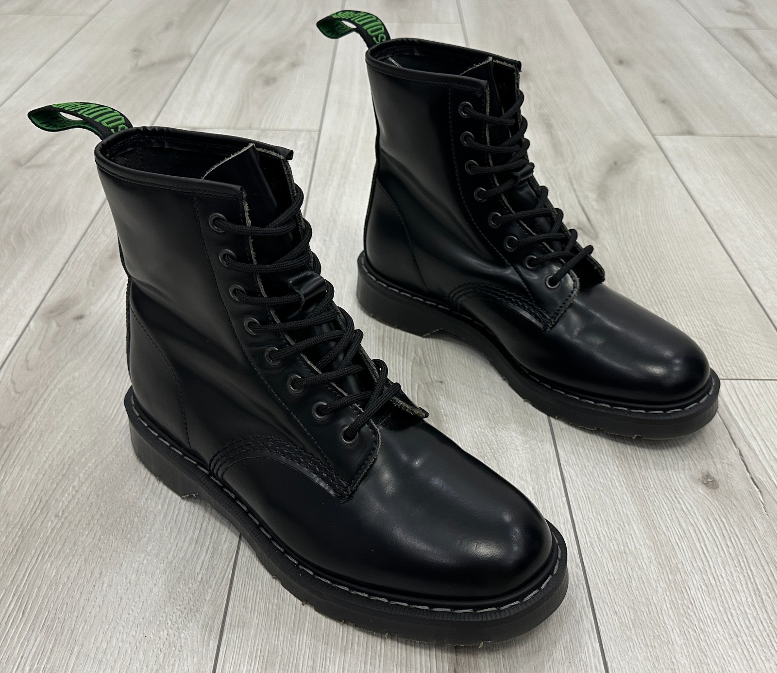 Solovair 8 Eye Derby Boot Black Leather UK 8 EU 42 Made in England - Excellent
