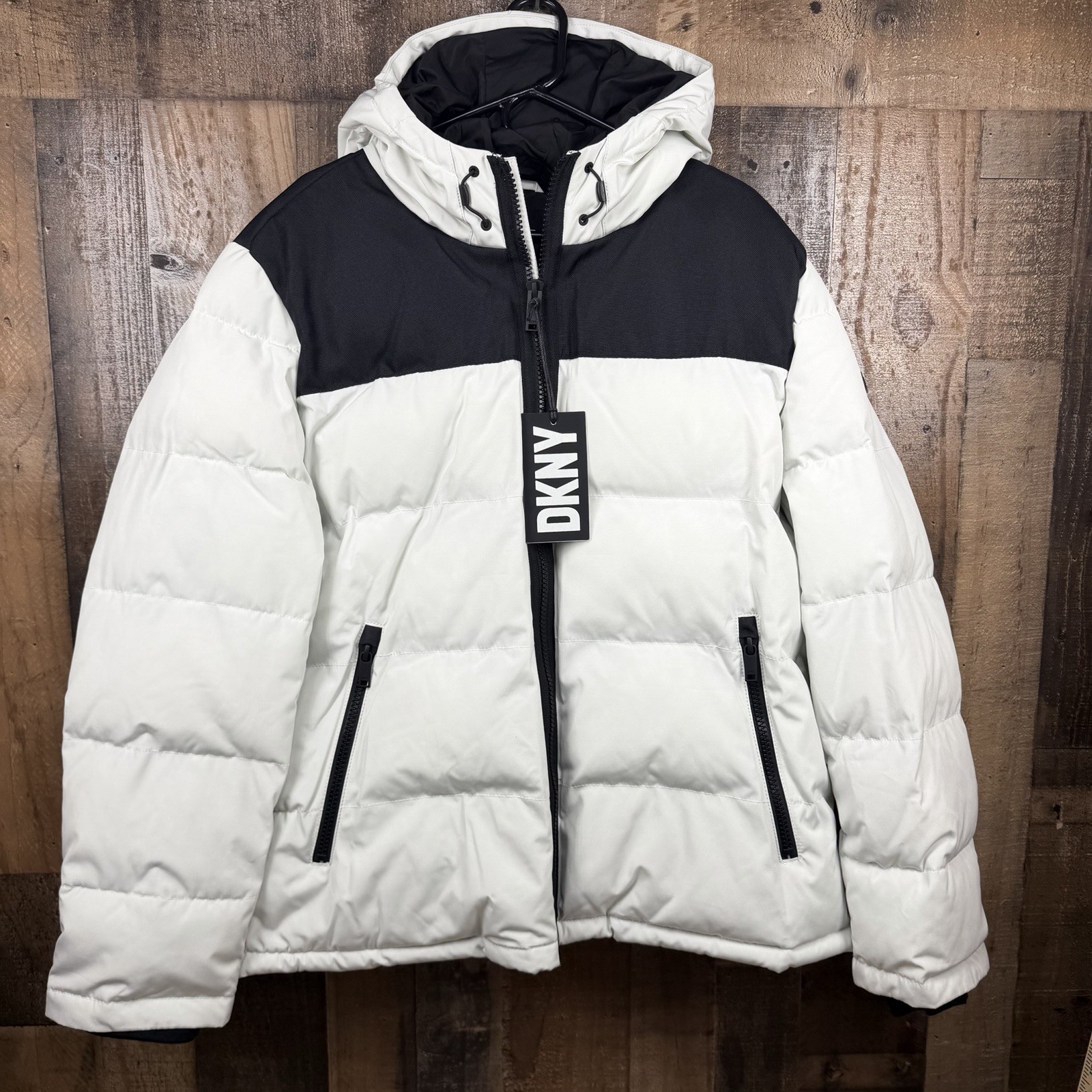 DKNY Black & White Mens XL Water Resistant Winter Puffer Hooded Insulated Jacket