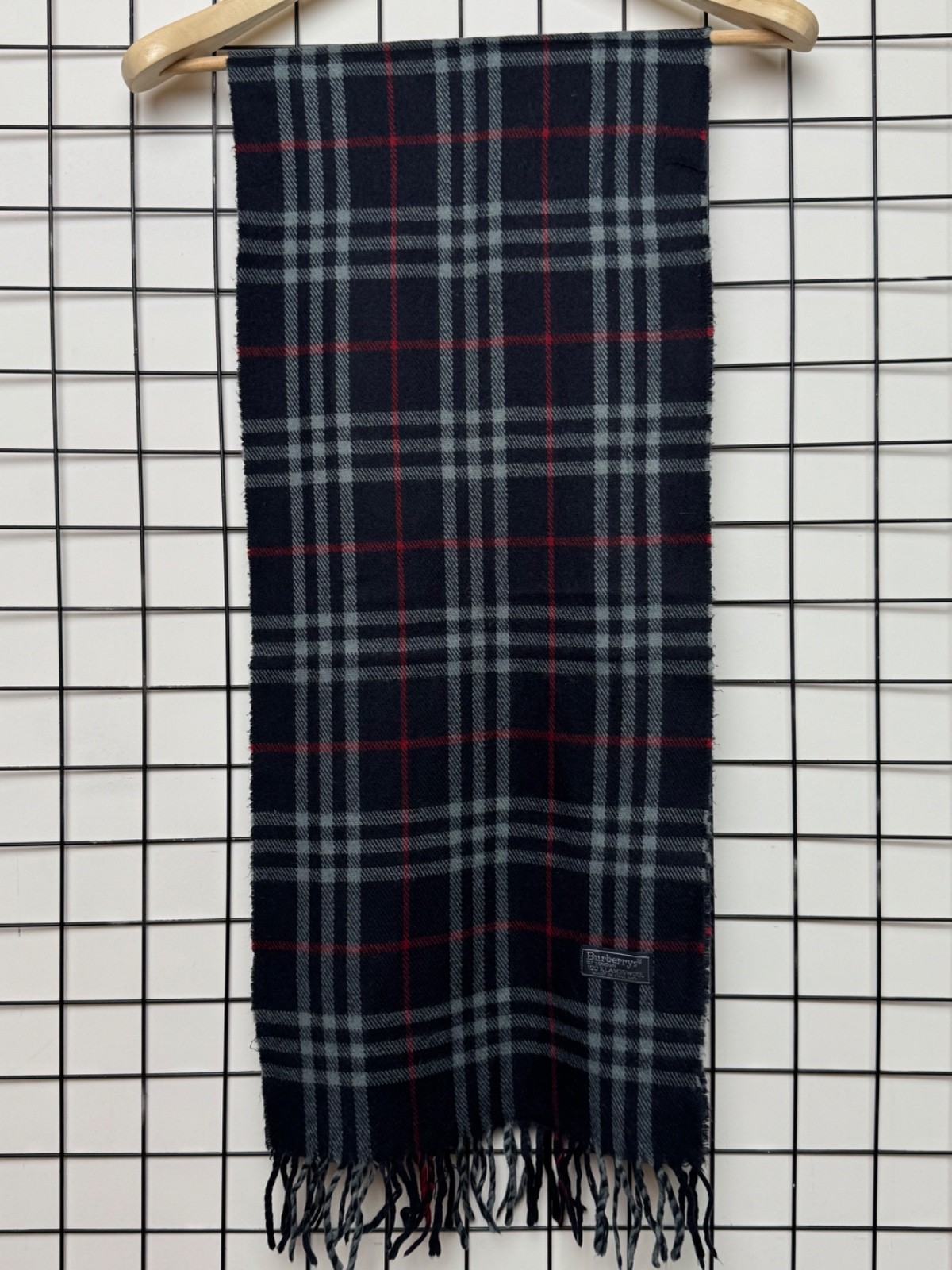 Vintage Burberry’s Of London Nova Check Blue Scarf 90’s 100% Lambswool Luxury OG