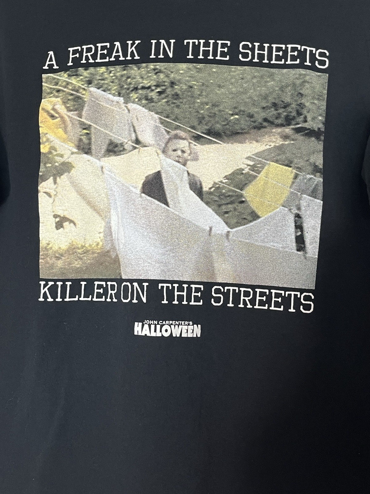 John Carpenter\'s Halloween A Freak In The Streets Black Shirt Mens Large Tee
