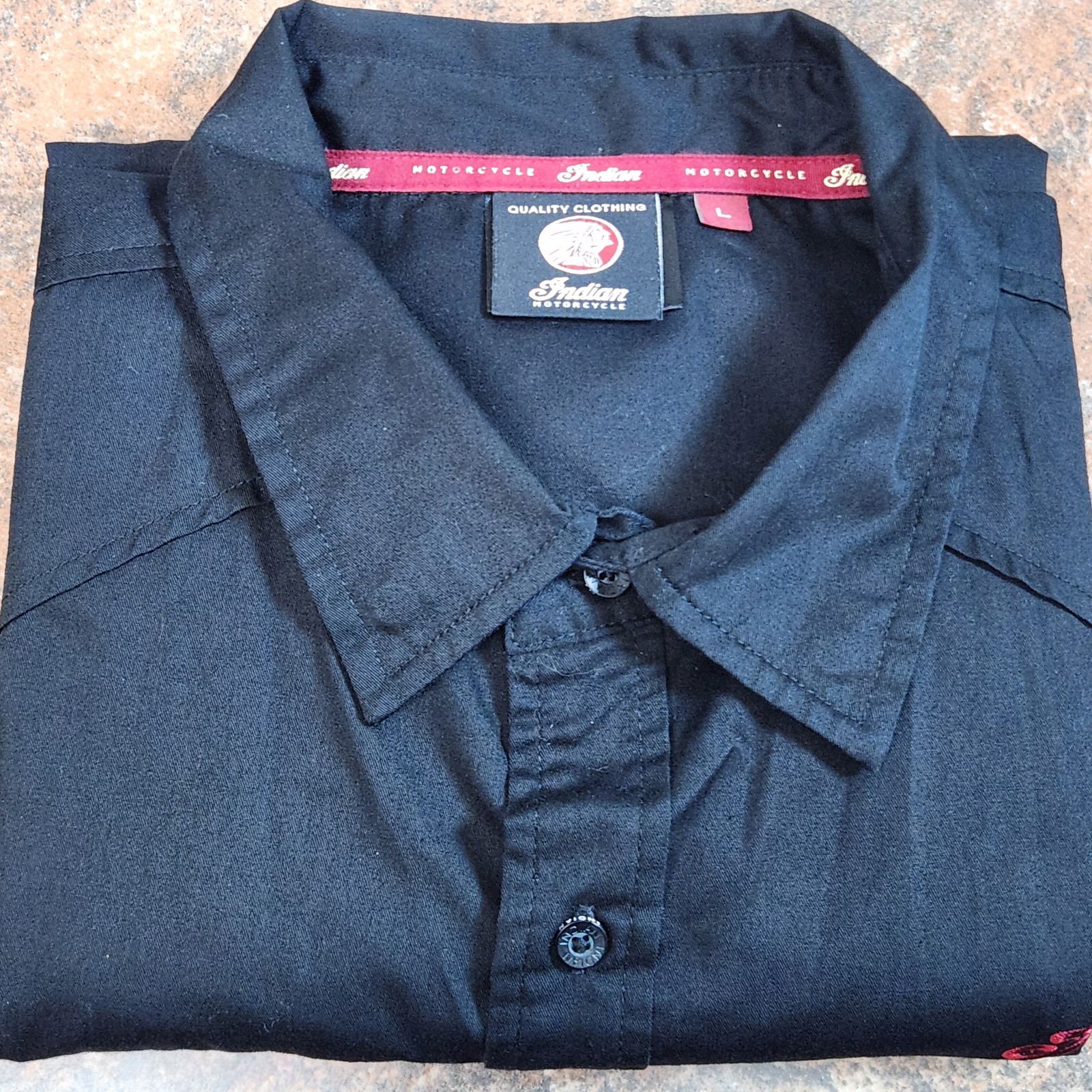 Indian Motorcycle Men\'s Short-Sleeve Casual button downcShirt Black size L