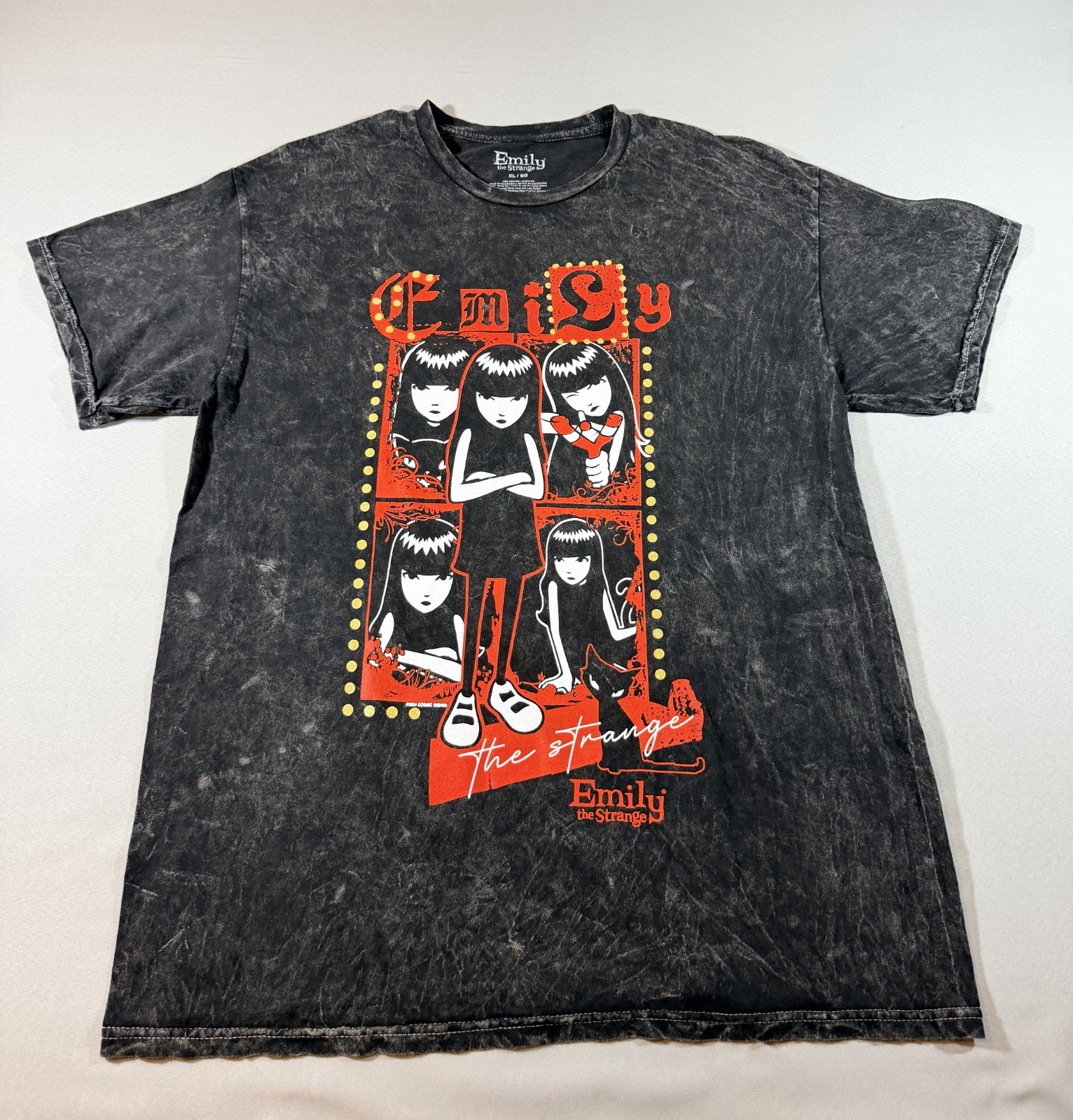 Emily The Strange Boyfriend Fit Girls Tshirt XL NWOT Anime Goth Hot Topic