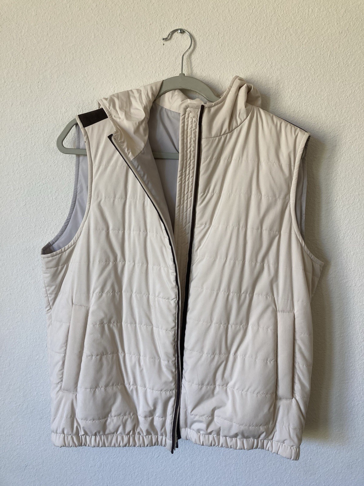 Fedeli Men’s Airstop Vest, Made In Italy (Size 54). Preowned - But Never Worn