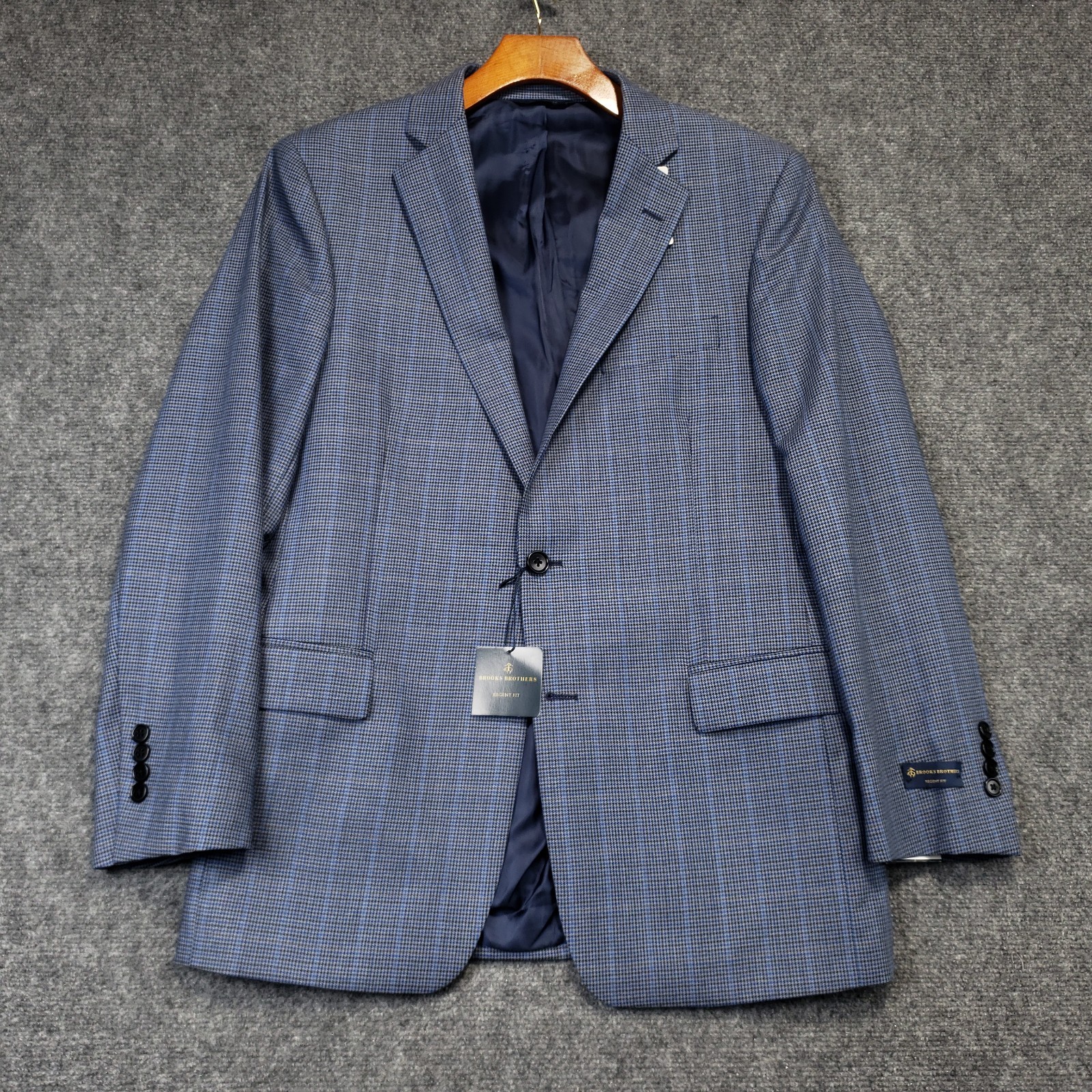 Brooks Brothers Sport Coat Mens 40R Regent Fit Wool Plaid 2 Btn Single Vent NEW