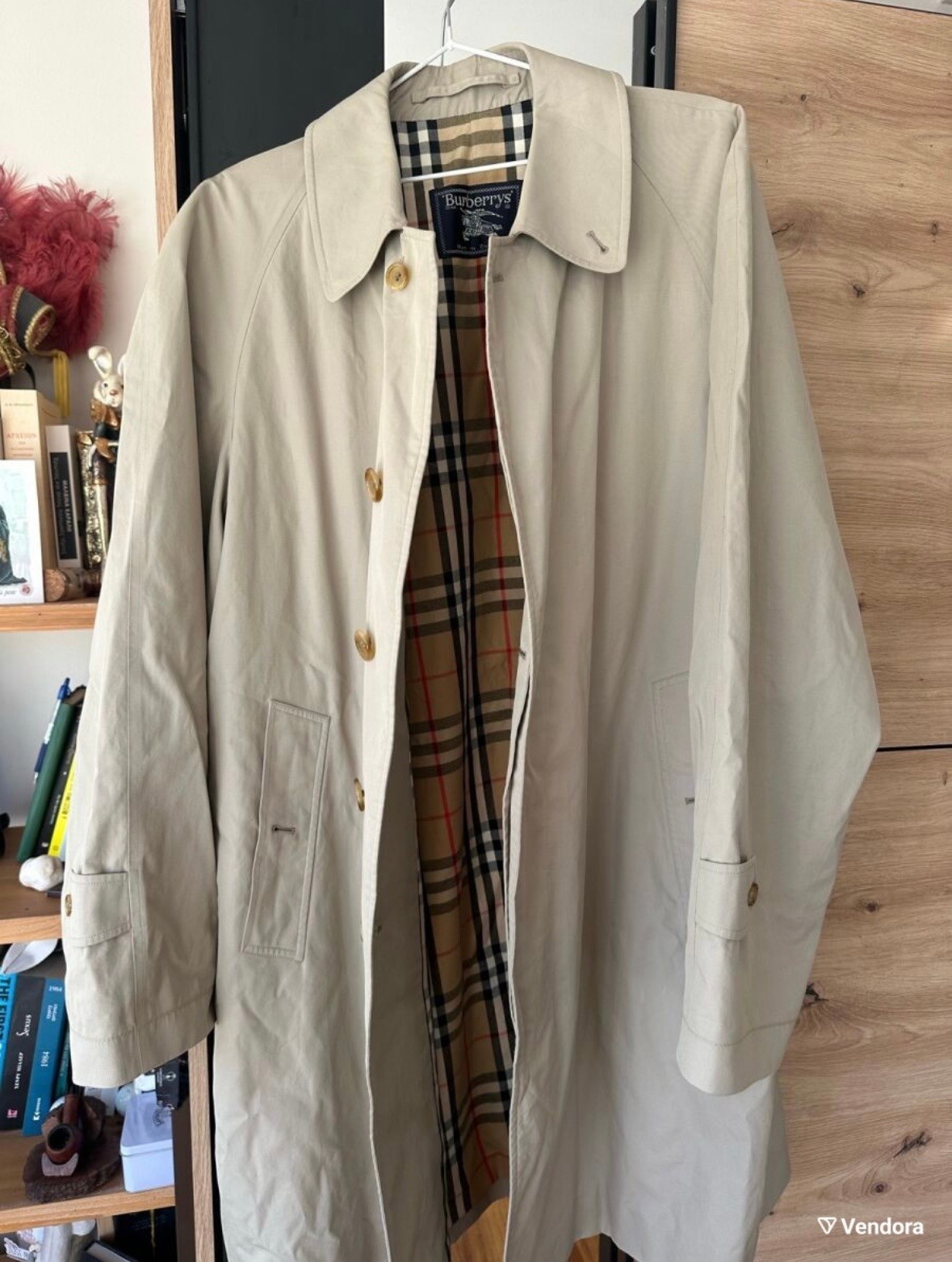 Vintage Burberrys Men’s Beige Trench Coat Size Large