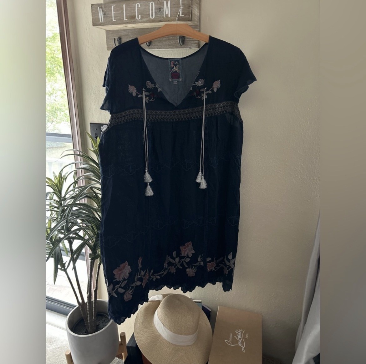 Johnny Was Dress Womens Medium Blue Linen Embroidered V-Neck Shift Tunic Boho