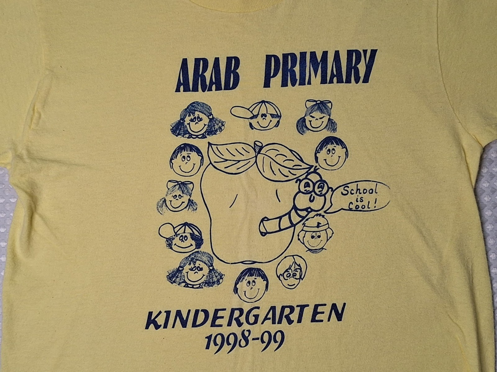 Vintage 1998-99 School Arab Primary Kindergarten T-shirt Youth Kids Size 10-12