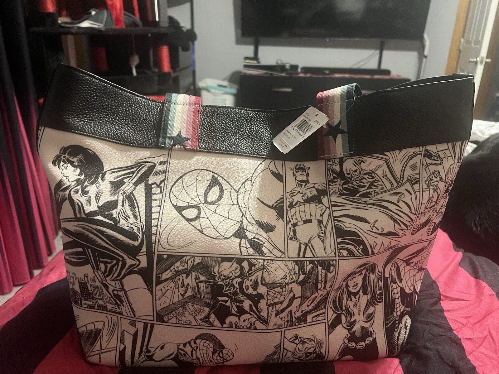 Coach x Marvel ***Limited Edition*** Comic Book Print Jes Tote Handbag New