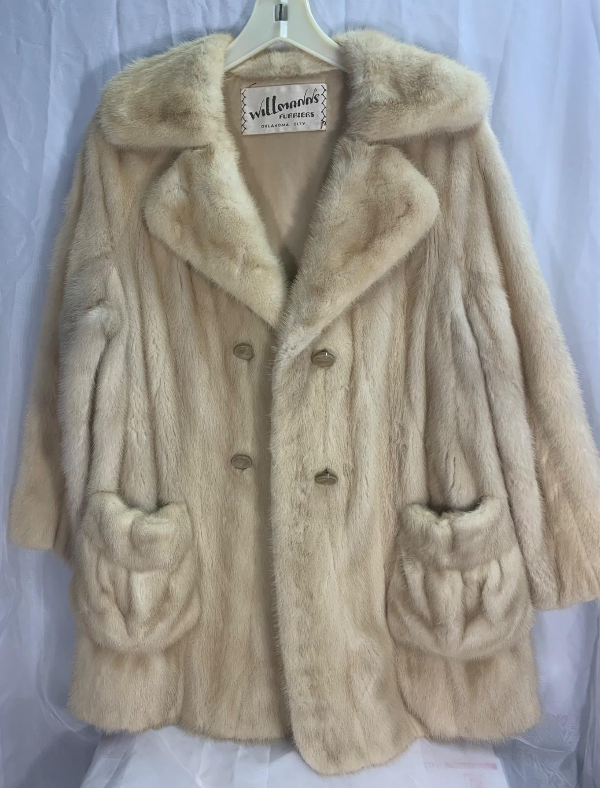 Vintage Willmann’s Furriers EMBA Natural Pale Rose Mink Coat Royalta Rare Qualit