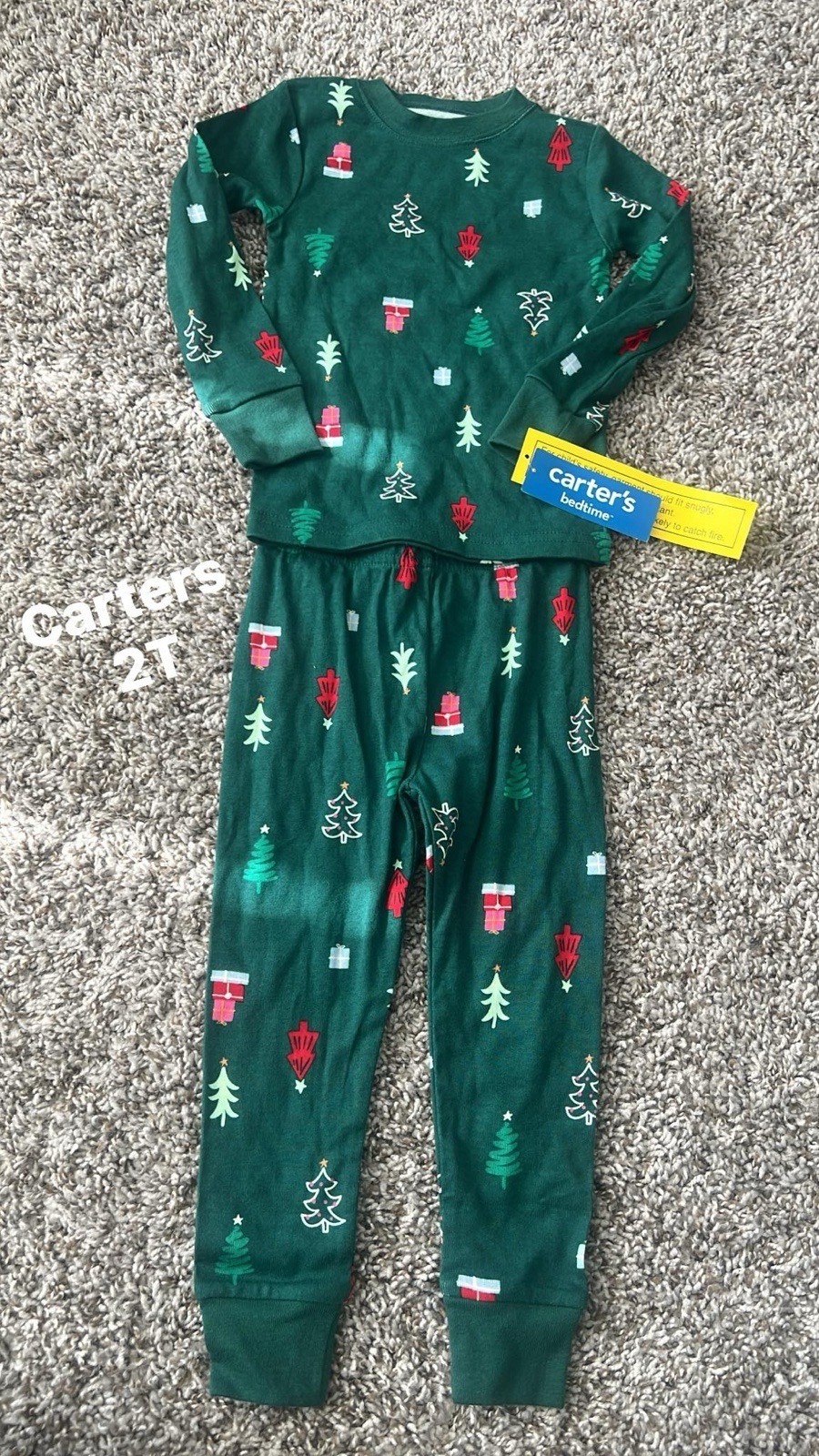 carter\'s pajama set green Christmas