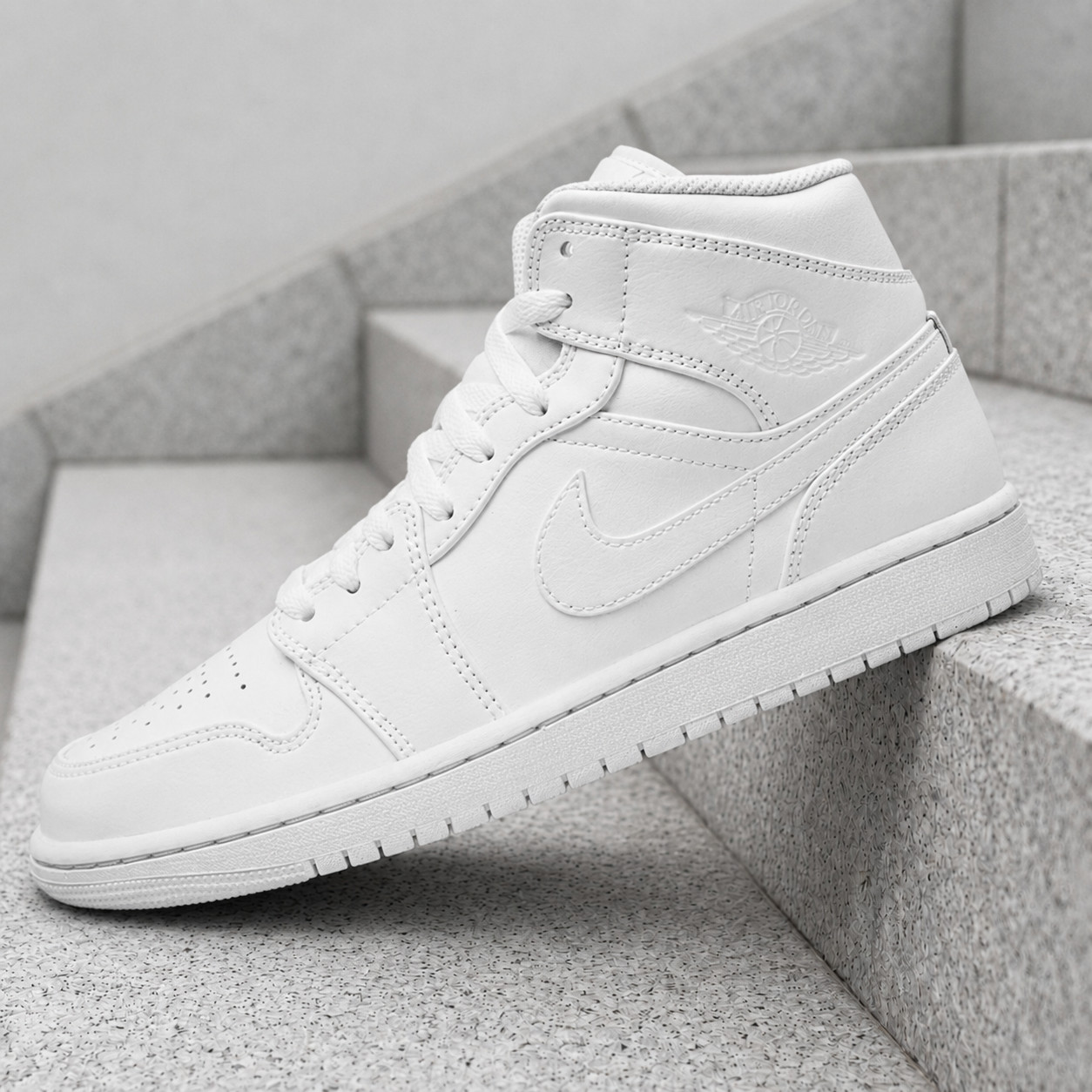 Nike Air Jordan 1 Mid Triple White 554724-136 Men's New