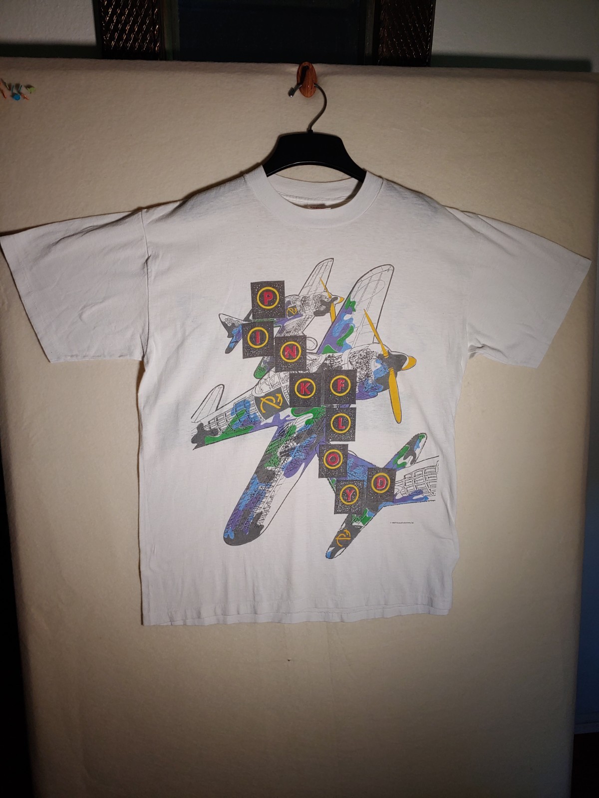 VTG 1987 Pink Floyd World Tour Single Stitch T-Shirt One Size Fits All Handtex