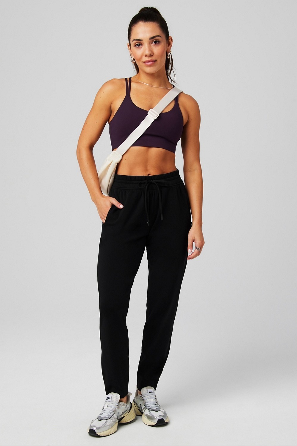 NWT Fabletics Women\'s On-The-Go Cold Weather Jogger Black $95 Size Small