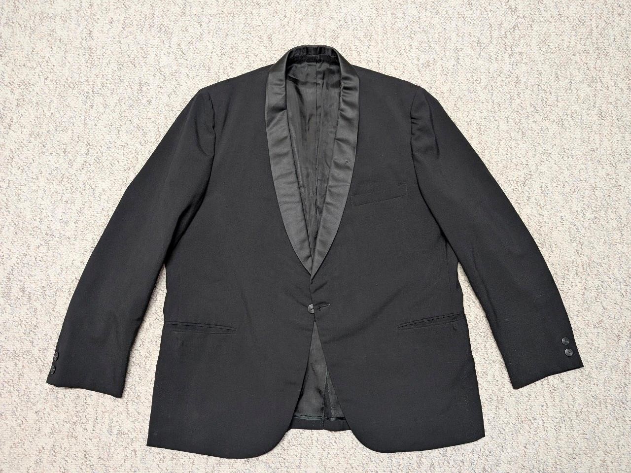 vintage 1960s smoking jacket HOLLYWOOD tuxedo blazer 44R black SHAWL formal
