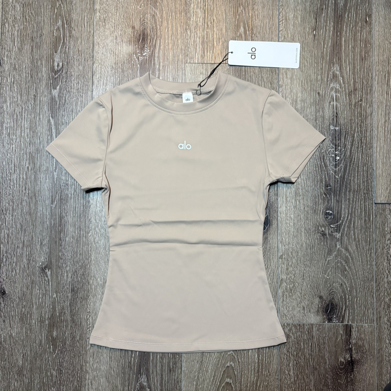 Alo women’s Brown crew neck short sleeve Slim Fit Yoga T-shirt Size S