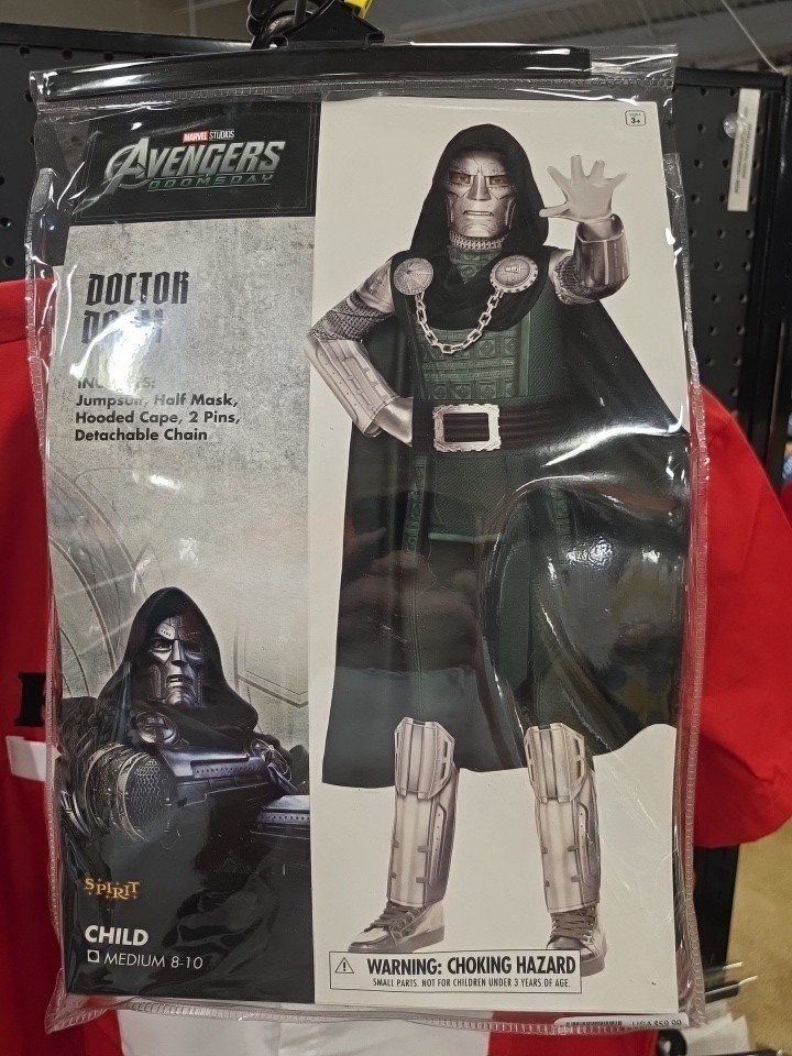 Spirit Halloween Kids Doctor Doom Costume Avengers Doomsday MEDIUM NEW MARVEL