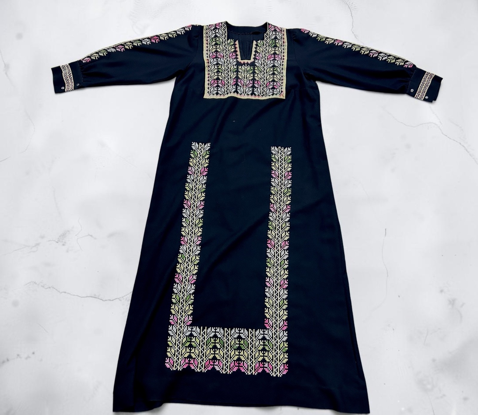 handmade palestinian jordanian dress thobe