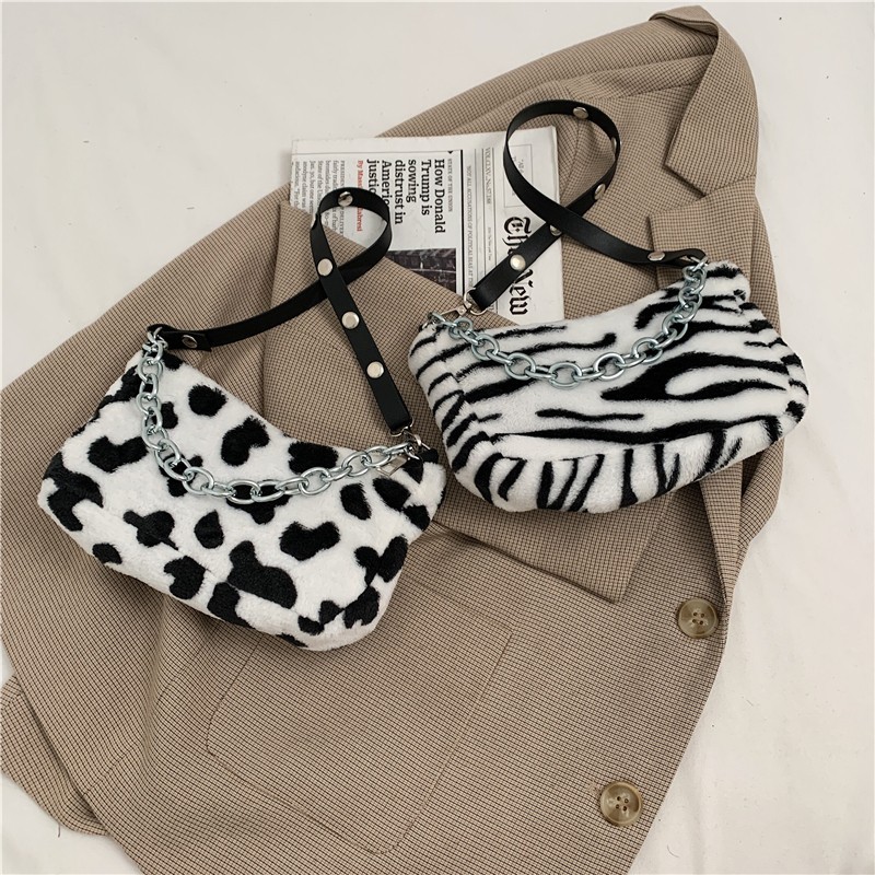 Leopard Pattern Plush Bag Personality Diagonal Women Bag Chain BagOpens in a new