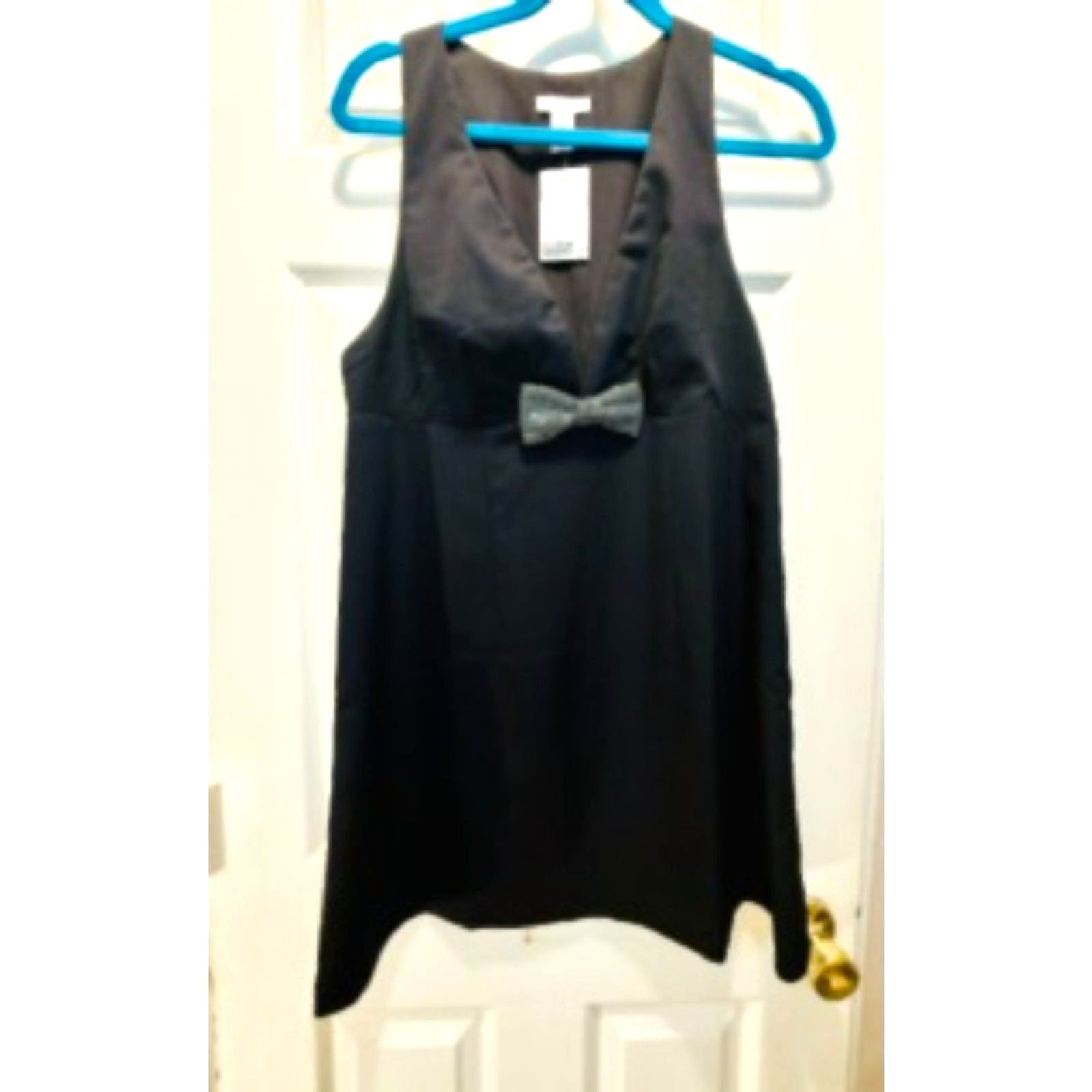 NWT H&M Black Sleeveless Cocktail Dress with Silver Bow Detail Size M