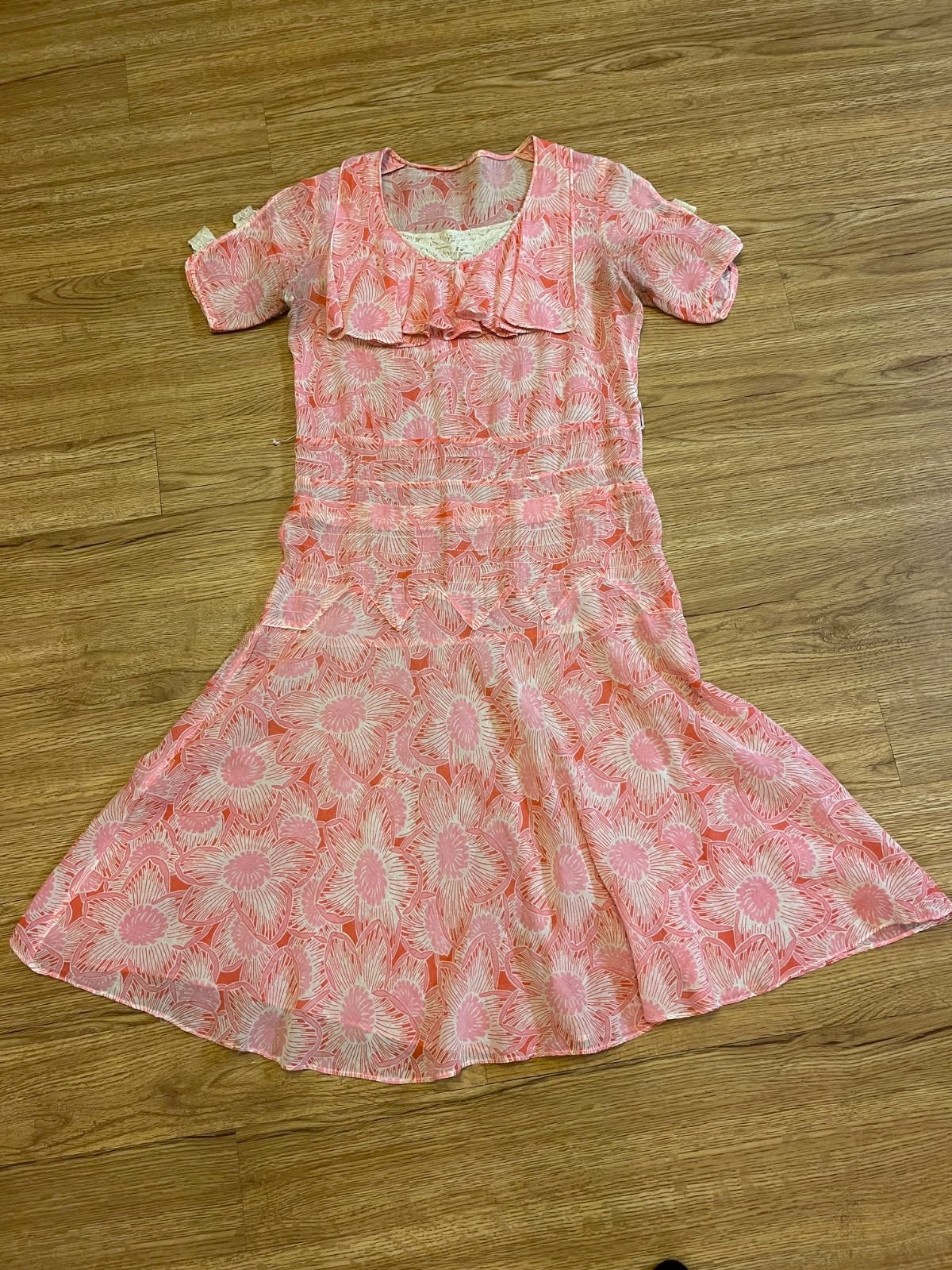 Beautiful 1920s Pink Dress