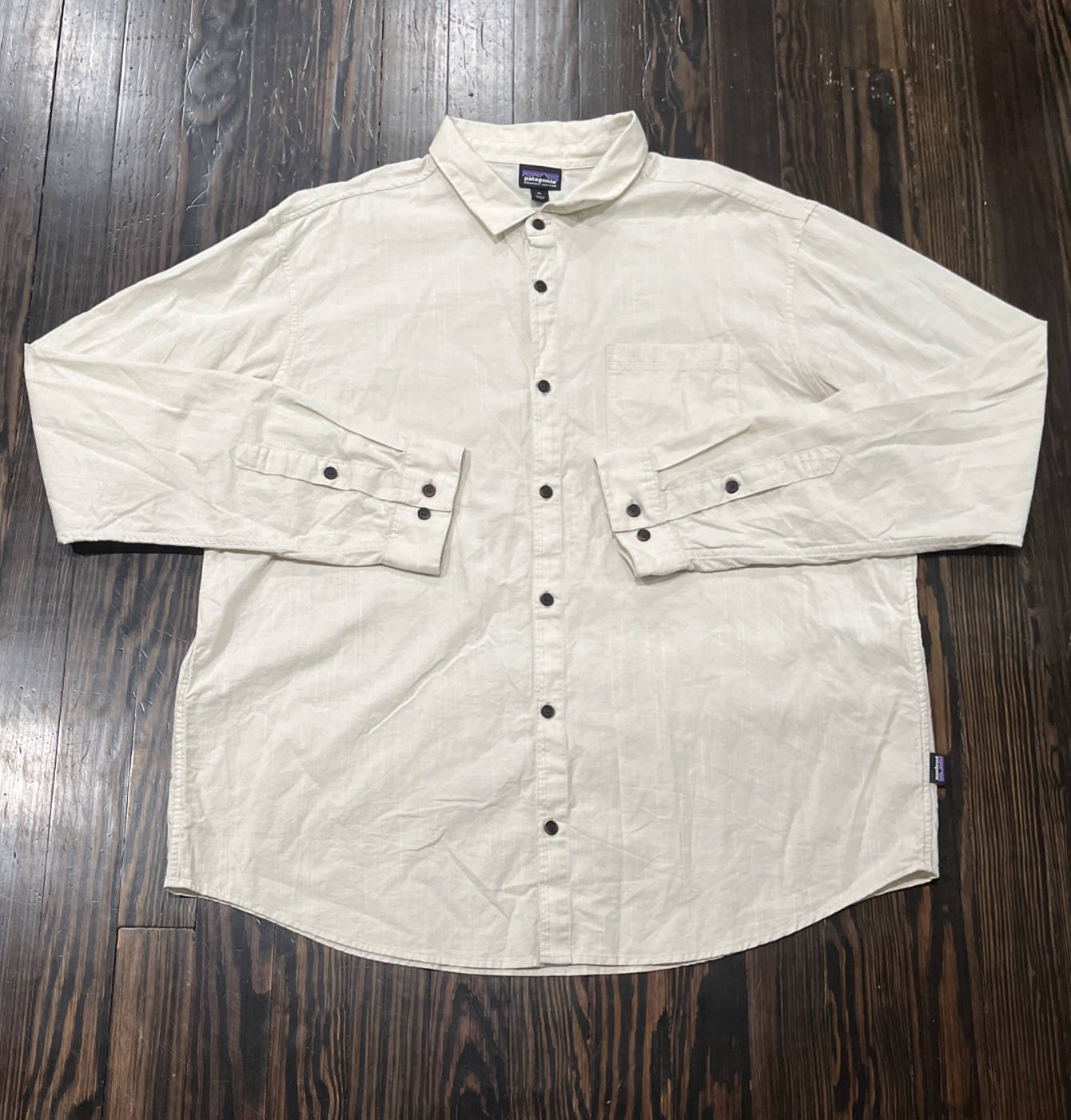 Patagonia Button Up Shirt Men’s XL Cream Organic Cotton 