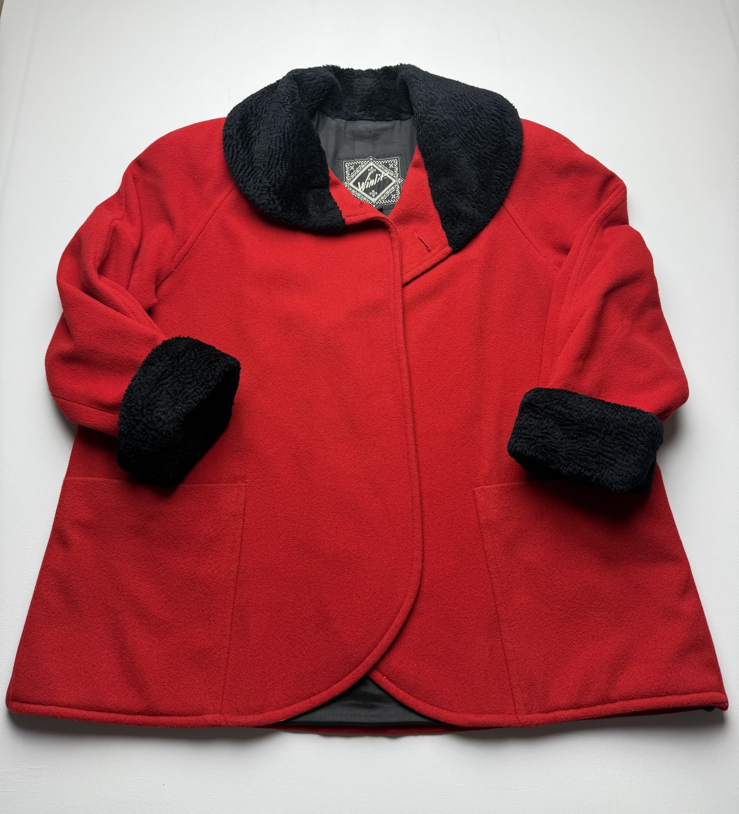 Vintage Winlit Coat Womens Large Red Wool Fur Trim Collar Cuffs USA Holiday