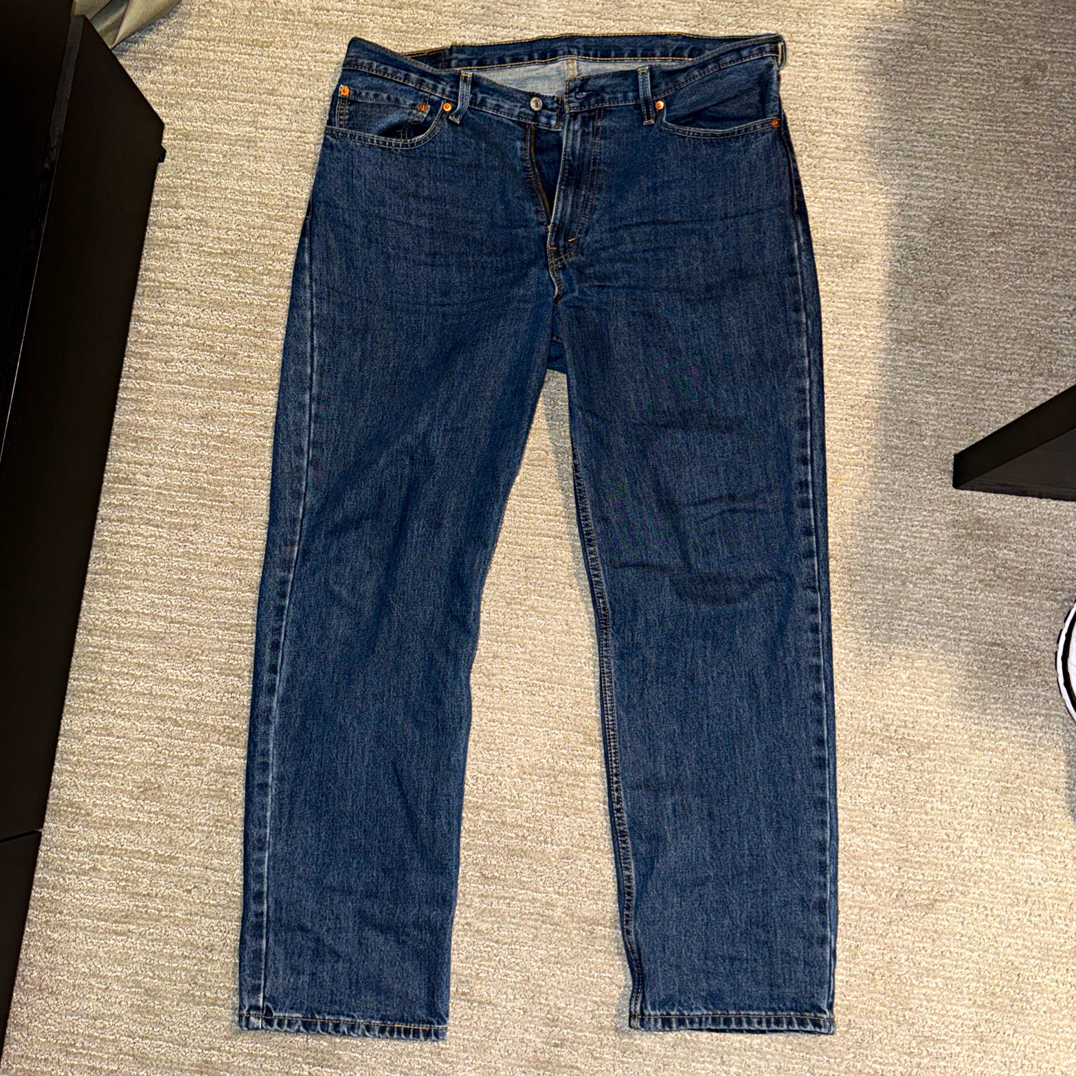 Levi\'s 550 Mens 38x32 Relaxed Fit Jeans Dark Wash Blue Denim WORN ONCE 
