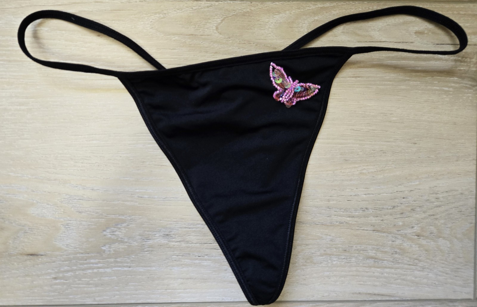 Rare Vintage Victoria\'s Secret Black Smooth Butterfly V-String Panties M/L