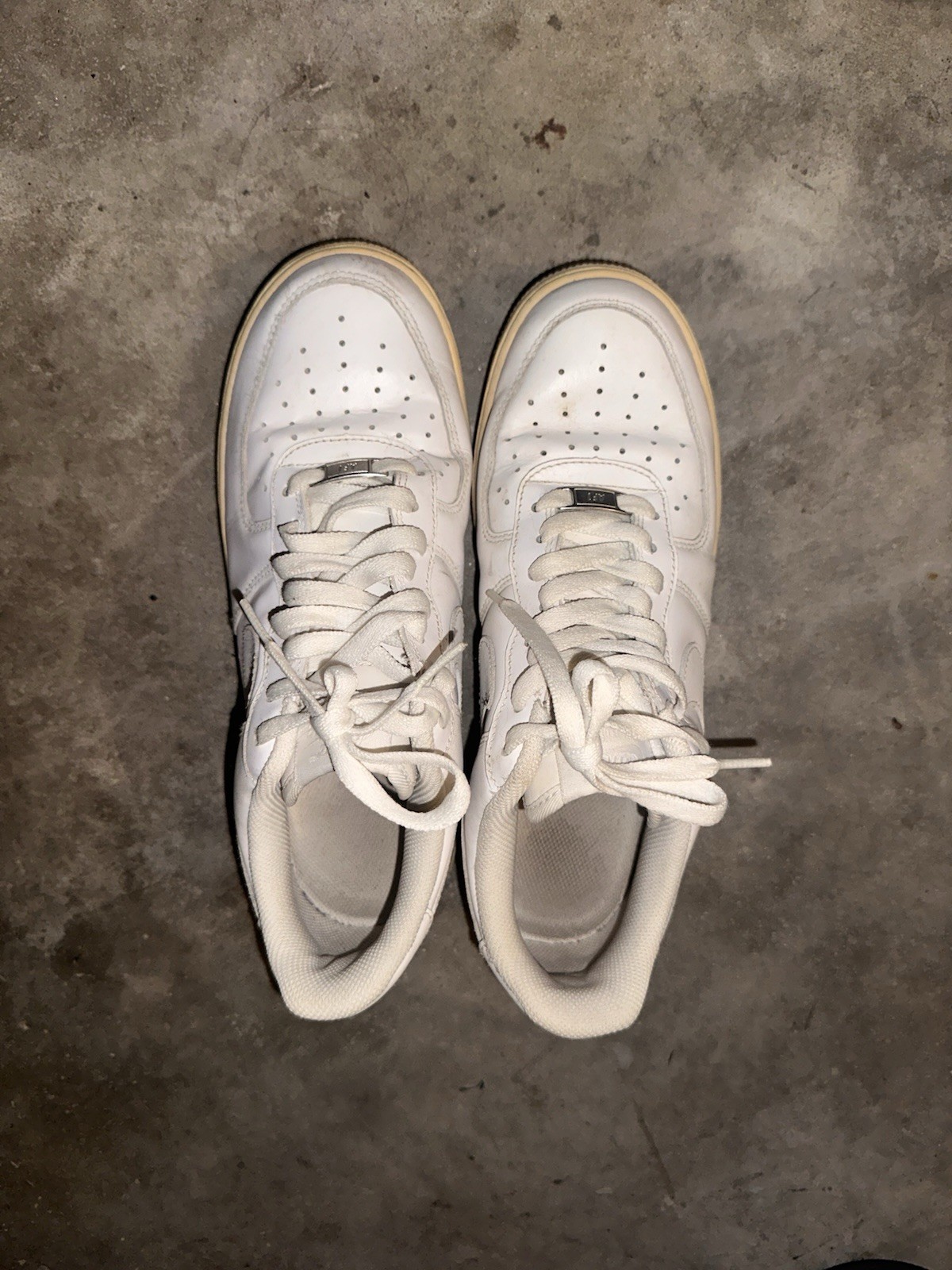 Size 9 - Nike Air Force 1 \'07 Low Triple White