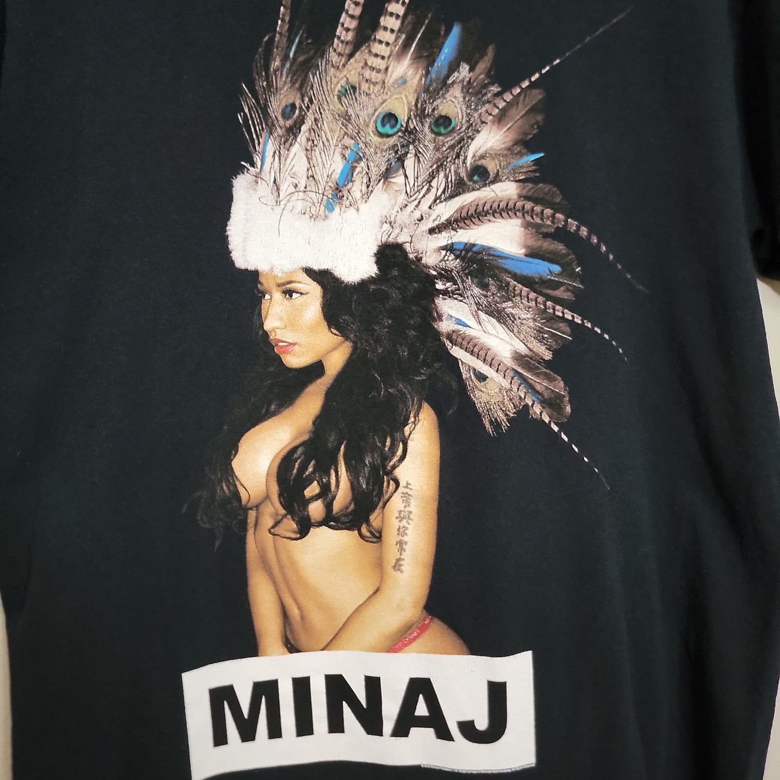 Officially Licensed Nicki Minaj 2015 The Pinkprint Tour Shirt - Mens Size Large