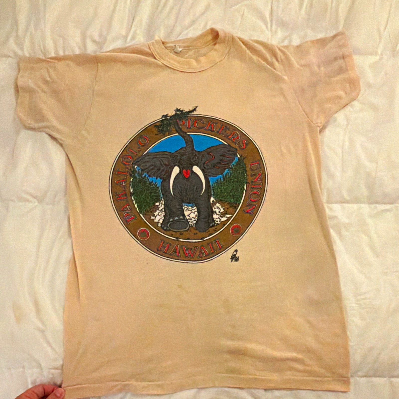 Vintage Pakalolo Pickers Union Hawaii Elephant Graphic Beige Tee L