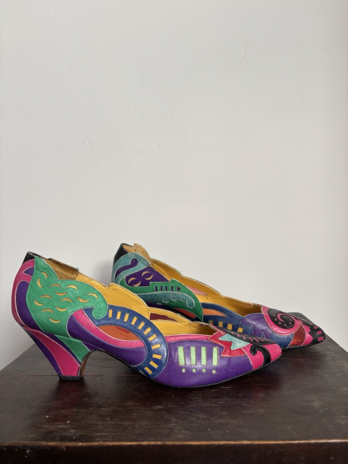 Vintage 80s Beverly Feldman Funky Pumps Size 5