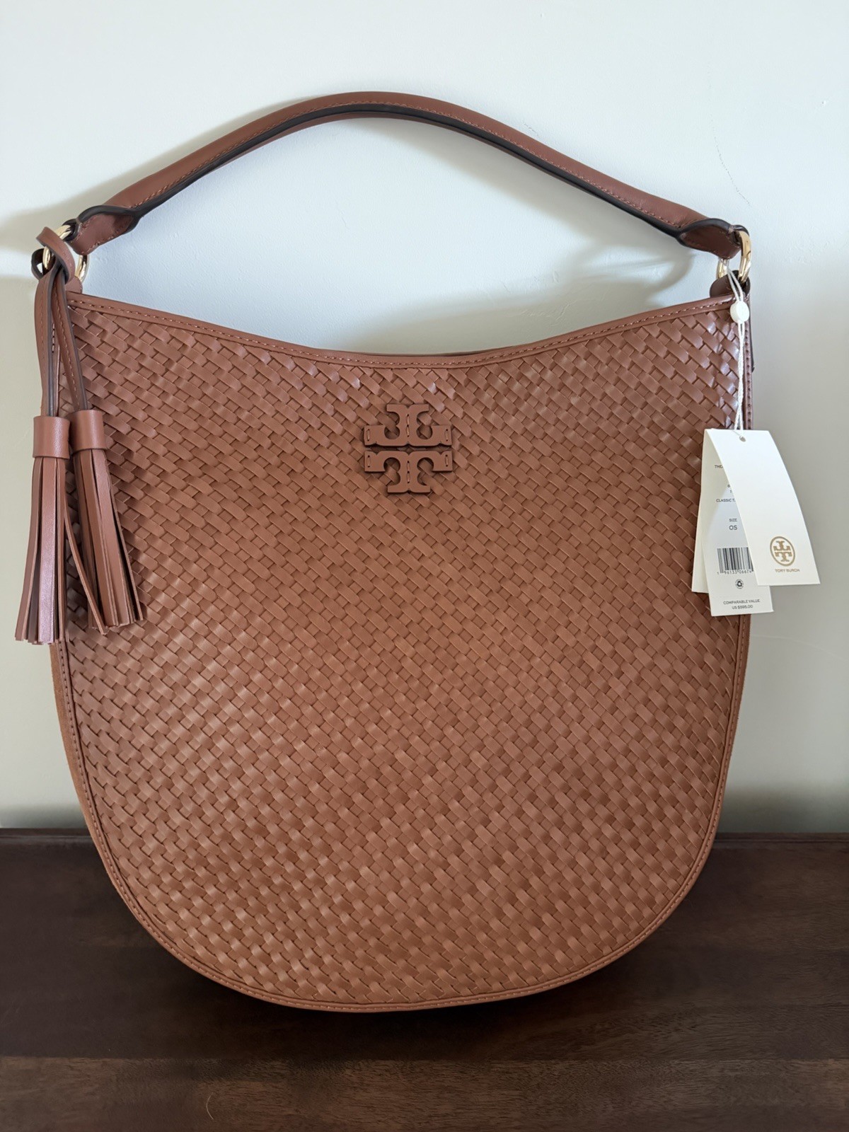 NWT Tory Burch Thea Woven Bucket Hobo (Classic Tan)
