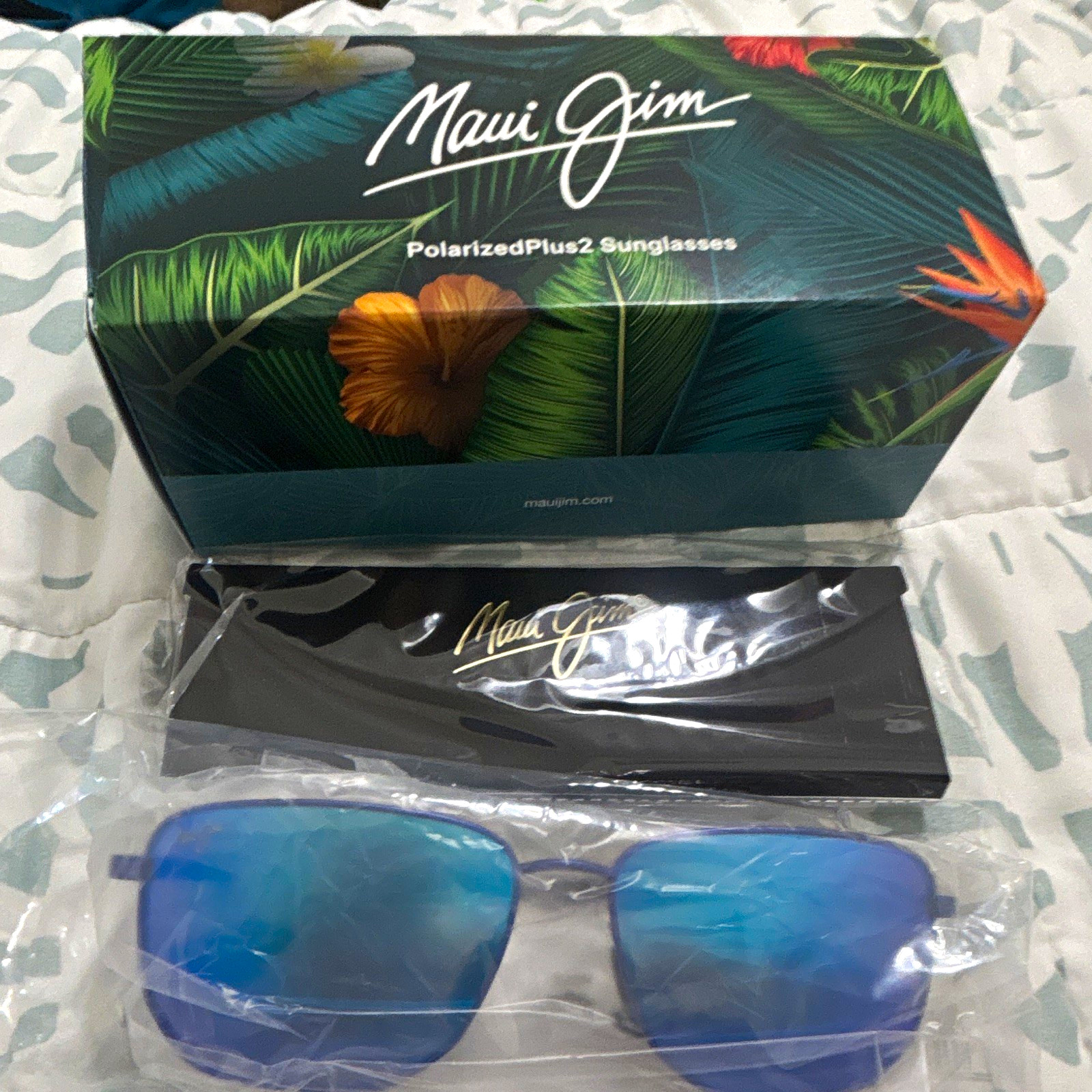 BRAND NEW Maui Jim PolarizedPlus2 Polarized Men\'s Square Sunglasses Blue Plastic