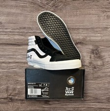 Size 7.5 Vans Syndicate Ice T SK8 Hi OG 