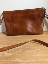 Fossil Issue No 1954 Brown Leather Crossbody Bag Purse Zipper Closure Pockets picture