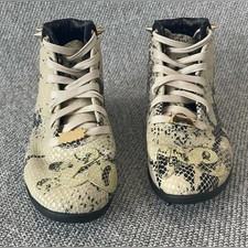 Reebok Melody Ehsani x Question  “Love” Mid Top Sneakers- NWOT- Women’s 8.5 USA picture