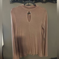 AE Soft & Sexy Keyhole Mock Neck top NWT picture