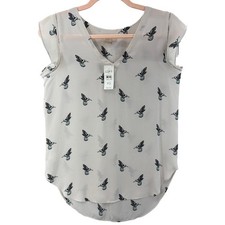 NWT Loft Outlet Hummingbird Print Blouse Womens XS Ivory V-Neck Lace Sleeveless picture